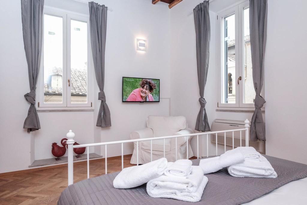 Trastevere Premium Apartment โรม ภายนอก รูปภาพ